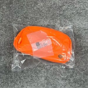 NWT LuluLemon Everywhere Cross Body Belt Bag (Fanny Pack) Orange Frappe